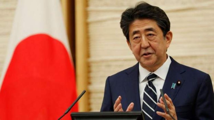 Uwahoze ari Minisitiri w’Intebe w’u Buyapani Shinzo Abe  yarusimbutse nyuma yo kuraswa ari mu nama.
