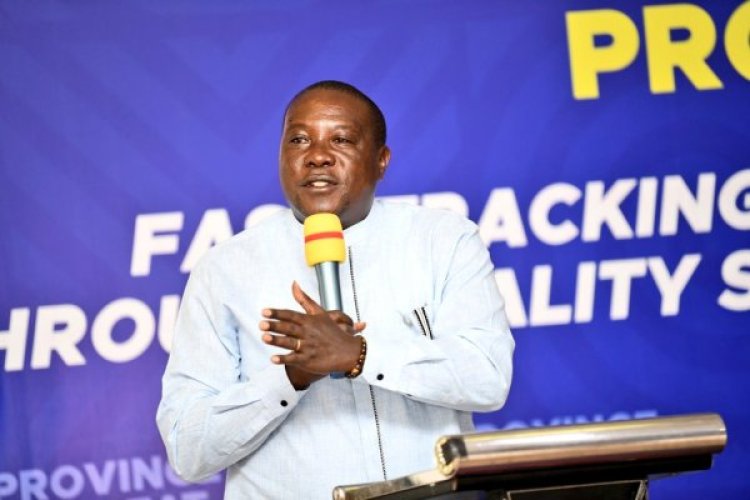 Ntamuturage mubi ubaho" Minisitiri Gatabazi "