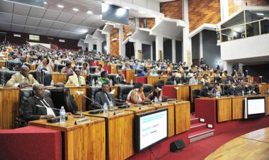 Rutebuka Barinda wo muri PL ntakibaye Umudepite.