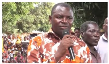 Gitifu yirukanywe mu kazi azira gusambanira mu biro