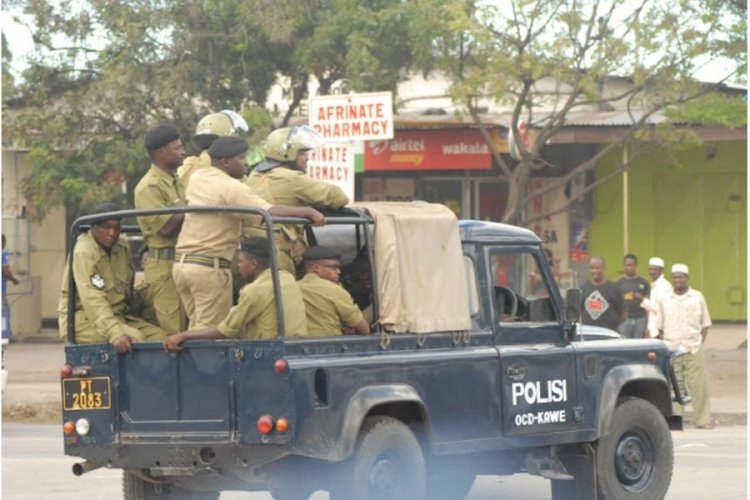 Polisi yasabye abaturage kujya basaba lifiti imodoka zabo kuko zituruka mu misoro batanga