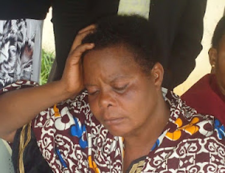 "Mbere yuko uzura umwana wange uzabanze uzure Papa wawe" Flora