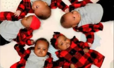 Nyuma y'imyaka 11 ategereje urubyaro  yabyaye abana batanu