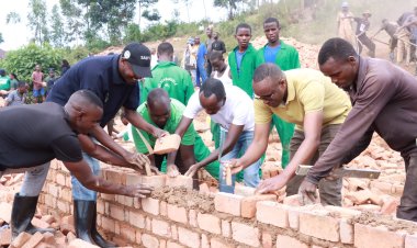 Akarere ka Bugesera katangiye kubakira  abatishoboye