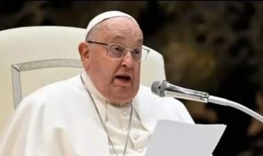 Papa Francis ararembye