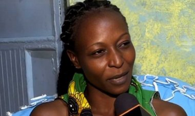 Yakubitiwe  kw'irimbi azira kwanga gushyira itaka ku mva y'Umugabo we