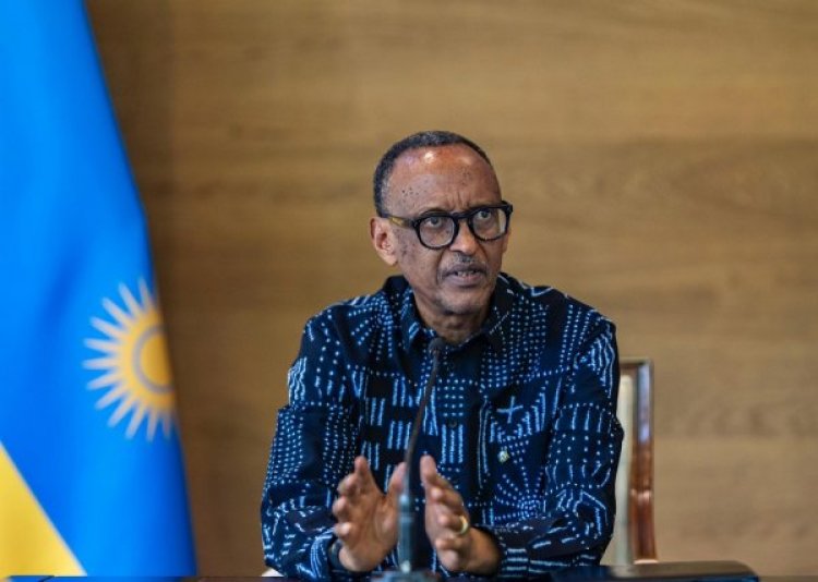 Rais Kagame amewahakikishia kuwa ni yeye aliye kaa mbele ya wanahabari