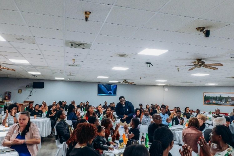 Abanyarwanda batuye i Syracuse, bibutse ku nshuro ya 32 Jenoside yakorewe Abatutsi mu 1994.