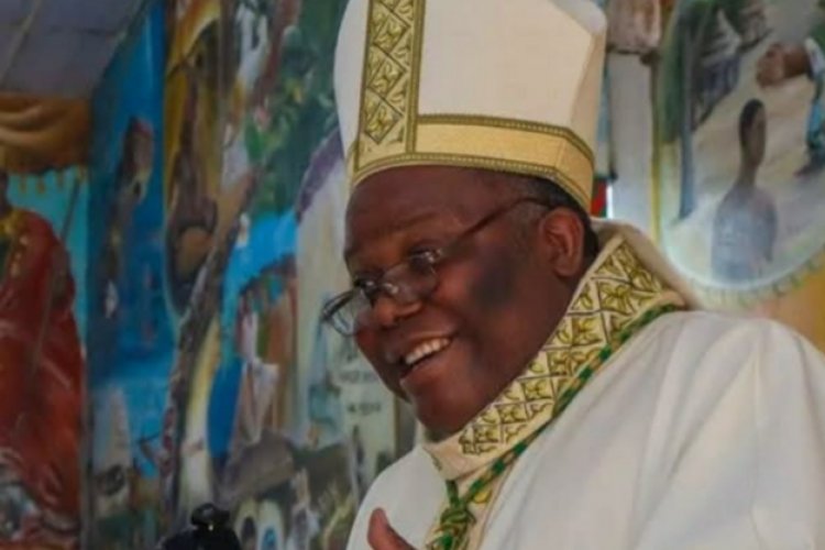 Musenyeri yishwe arashwe Isasu mu gatuza