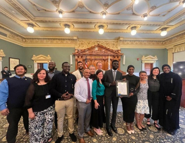 Abanyarwanda batuye Syracuse, bahagarariwe mu muhango wo gushyikirizwa igihembo