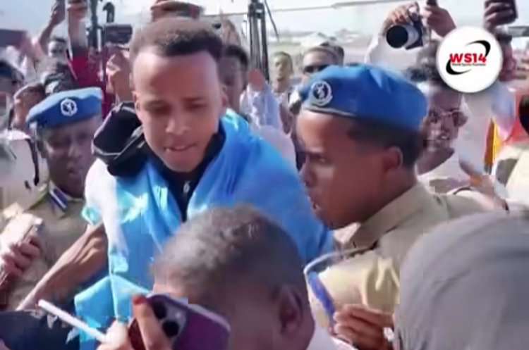 Mwamuzi Artan Apokelewa Kishujaa Somalia