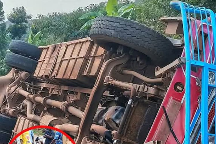 Abanyeshuri 20 bitabye Imana bazize impanuka y'imodoka